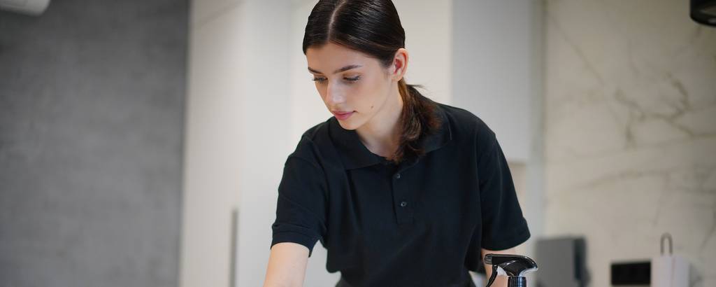 Присоединяйтесь к нашей команде клинеров и получайте стабильный доход от 50 000 C